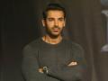 ​लोक केवळ माझ्या शरीराकडे लक्ष देतात; जॉन अब्राहमची खंत - Marathi News | People only pay attention to my body; John Abraham's death | Latest filmy News at Lokmat.com