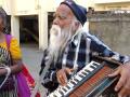 ​या प्रसिद्ध संगीतकारावर आली भीक मागण्याची वेळ - Marathi News | The time has come for this famous musician | Latest filmy News at Lokmat.com