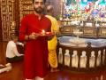 ‘ओम शांती ओम’च्या यशासाठी अपारशक्ती खुराणाने दिली ‘इस्कॉन’ मंदिराला भेट - Marathi News | Due to 'Om Shanti Om' success, Kharana gave a visit to the ISKCON temple | Latest filmy News at Lokmat.com