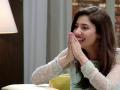 ​माहिरा सांगतेय : ‘रईस’च्या सेटवर शाहरूखने केले काय?? - Marathi News | Mahira tells you: What did SRK do on 'Rais' set ?? | Latest filmy News at Lokmat.com