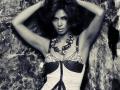 ​ताज्या फोटोशूटचा फोटो शेअर करून अशी फसली मल्लिका शेरावत! - Marathi News | Mallika Sherawat, who shared the photo of the latest photoshoot! | Latest filmy News at Lokmat.com