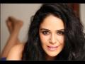 रोमँटिक मोना सिंग - Marathi News | Romantic Mona Singh | Latest filmy News at Lokmat.com