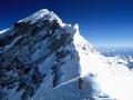​दोन वर्षांत प्रथमच विदेशी पर्वतवीर एव्हरेस्टवर - Marathi News | For the first time in two years, Mount Everest, the exotic mountain range | Latest fashion News at Lokmat.com
