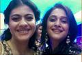 मृणालचे काजोलसोबत हॅपी मोमेंट्स - Marathi News | Happy moments with Mrinal Kajol | Latest filmy News at Lokmat.com