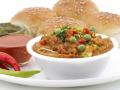 ​निरोगी शरीरासाठी वेळेवर जेवण - Marathi News | Timely meal for a healthy body | Latest health News at Lokmat.com