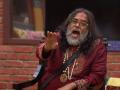 स्वामी ओमच्या पुन्हा वाजविली कानाखाली, व्हिडीओ झाला व्हायरल - Marathi News | Swami Om was able to play again, the video became viral | Latest filmy News at Lokmat.com
