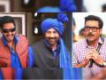 ​ पोस्टर बॉईजचा लुक आऊट - Marathi News | Poster Boy's Look Out | Latest filmy News at Lokmat.com
