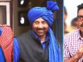 ​‘Poster Boys’चा फर्स्ट लूक आऊट!! - Marathi News | 'Poster Boys' First Look Out !! | Latest filmy News at Lokmat.com
