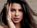 OMG : प्रियांका चोप्रा म्हणते, तिला पाठलाग करणारे लोक आवडतात - Marathi News | OMG: Priyanka Chopra says she loves chasing people | Latest filmy News at Lokmat.com