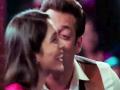 सलमानच्या 'त्या' Kiss ने पालटले योगिताचे नशीब, आता करणार हे काम! - Marathi News | Salman's 'That' Kiss transforms the destiny of Yogita, now it will be done! | Latest filmy News at Lokmat.com