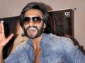 ​रणवीर सिंगचा अफलातून ‘डीडीएलजे’ क्लायमेक्स - Marathi News | 'DDLJ' Climax by Ranveer Singh | Latest filmy News at Lokmat.com