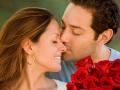 VALENTINE'S DAY IDEAS: ‘रोझ डे’ साजरा करण्याच्या चार रोमॅण्टिक आयडिया - Marathi News | VALENTINE'S DAY IDEAS: Four Romantic Ideas for Celebrating 'Roses Day' | Latest fashion News at Lokmat.com