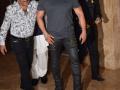 सलमानसह या सेलिब्रेटींचा दिवाळी पार्टीत दिसला असा अंदाज - Marathi News | With Salman, this celebrity appears in the Diwali party | Latest filmy News at Lokmat.com