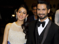 ​शाहीद कपूर व मीरा राजपूत करताहेत दुसऱ्या मुलाचे प्लानिंग! - Marathi News | Shahid Kapoor and Mira Rajput are planning another child! | Latest filmy News at Lokmat.com