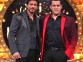 छोट्या पडद्यावर सलमान खान-शाहरुख खान येणार आमने- समाने - Marathi News | Salman Khan-Shahrukh Khan will come to the small screen on a regular basis | Latest filmy News at Lokmat.com