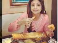 शिल्पा शेट्टीचे शिर्डीतील फेव्हरेट हॉटेल तुम्हाला माहिती आहे काय? पाहा व्हिडीओ! - Marathi News | Do you know Shilpa Shetty's Fuerte Hotel in Shirdi? Watch video! | Latest filmy News at Lokmat.com