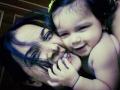 पाहा! तुमच्या आवडत्या मराठी सेलिब्रिटींचे फॅमिली फोटो - Marathi News | Look! Your favorite Marathi celebrities family photos | Latest filmy News at Lokmat.com