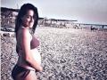 ​श्र्वेताने चक्क दाखविले बिकिनीत बेबी बंप - Marathi News | White bikiniite baby bump showed up well | Latest fashion News at Lokmat.com