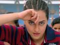 ​पाहा: सोनाक्षीच्या ‘अकिरा’चे फर्स्ट पोस्टर - Marathi News | See: Sonakshi's Akira's first poster | Latest filmy News at Lokmat.com