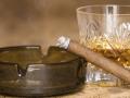 ​सिगारेट सोडल्यामुळे दारूचे व्यसन होते कमी? - Marathi News | Due to the cigarette quit alcohol addiction? | Latest beauty News at Lokmat.com