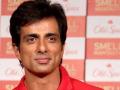 सोनू सूदचे सरप्राईज - Marathi News | Sonu Sood's Surprise | Latest filmy News at Lokmat.com