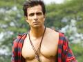 ​सोनू सूदचा आगामी चित्रपट कोणता? - Marathi News | What is the upcoming film of Sonu Sood? | Latest filmy News at Lokmat.com