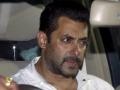​पुन्हा नव्या प्रकरणात अडकला सलमान खान, दिल्लीत एफआयआर दाखल - Marathi News | FIR filed against Salman Khan in Delhi again | Latest filmy News at Lokmat.com