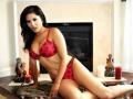 सनी लिओन आवडत नाही घरचं जेवण! - Marathi News | Sunny Leone does not like home meal! | Latest health News at Lokmat.com