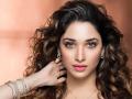 ​birthday special : हिरा व्यापा-याची मुलगी आहे ‘बाहुबली’ची अभिनेत्री तमन्ना भाटिया! - Marathi News | Birthday special: The daughter of diamond businessman 'Bahubali' actress Tamanna Bhatia! | Latest filmy News at Lokmat.com