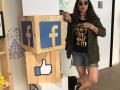 तेजस्विनी पंडीत पोहोचली फेसबुक हेडक्वार्टरला - Marathi News | Tejaswini Pandit reached Facebook headquarters | Latest filmy News at Lokmat.com