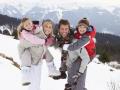 ​हिवाळ्यात ट्रिपला जाताना घ्या काळजी! - Marathi News | Take care to go trips in winter! | Latest health News at Lokmat.com