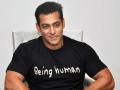 ​ काय म्हणता? सलमान खानची एनजीओ ‘बीर्इंग ह्युमन’ काळ्या यादीत? - Marathi News | What do you say? Salman Khan's NGO 'Becoming Human' in black list? | Latest filmy News at Lokmat.com
