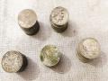 केज तालुक्यातील मस्साजोग येथे सापडली ३०६ पुरातन नाणी - Marathi News | 306 antique coins found at Massajog in Kaij taluka | Latest beed News at Lokmat.com