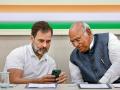 'ऑपरेशन कमळ' झालं आता 'ऑपरेशन पंजा' पाहा; काँग्रेसच्या रणनीतीनं भाजपा गार होणार - Marathi News | Congress' 'Operation Hasta' in Karnataka to poach rival MLA of BJP-JDS, maximise Loksabha seats prospects | Latest national Photos at Lokmat.com