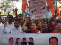 ठाण्यात काँग्रेसची जिल्हाधिकारी कार्यालयासमोर निदर्शने - Marathi News | Congress Protest in thane | Latest thane Videos at Lokmat.com