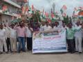 इंधन दरवाढीविरोधात काँग्रेसची निदर्शने - Marathi News | Congress demonstrations against fuel hike | Latest vashim News at Lokmat.com