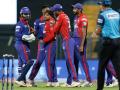 Coronavirus in Delhi Capitals, IPL 2022: धक्कादायक! कोरोना दिल्लीच्या संघाची पाठ सोडेना... आता आणखी एक खेळाडू पॉझिटिव्ह; संघाचे खेळाडू सक्तीच्या आयसोलेशनमध्ये - Marathi News | Delhi Capitals players forced into isolation after net bowler tests positive for COVID 19 in IPL 2022 | Latest cricket News at Lokmat.com