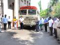 CoronaVirus Lockdown : फिरत्या कोव्हीड तपासणी वाहनाचे पालकमंत्र्यांच्या हस्ते लोकार्पण - Marathi News | CoronaVirus Lockdown: Dedication of Mobile Covid Inspection Vehicle by the Guardian Minister | Latest kolhapur News at Lokmat.com