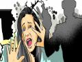 भर रस्त्यात महिलेच्या अंगावर पेट्रोल ओतून खुनाचा प्रयत्न - Marathi News | tried to murder by pouring petrol on a women's body | Latest pimpri-chinchwad News at Lokmat.com