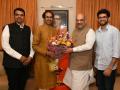 रणनिती शहा! विरोधकांवर प्रखर हल्लाबोल, सहयोगी दलाशी घेतले नमते! - Marathi News | Strategy Shah! Protesters were attacked with a strong attack, allies! | Latest national News at Lokmat.com