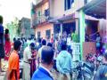 चिंचणीत हाणामारी, गुन्हे दाखल, बारा मोटरसायकलींची तोडफोड - Marathi News | Troubled people, criminal cases, busted motorcycle collision | Latest vasai-virar News at Lokmat.com