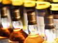 अवैध दारू विकणाऱ्या दोघांना अटक - Marathi News | Two arrested for selling illegal liquor | Latest nashik News at Lokmat.com