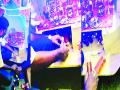 अजब शक्कल... ‘ती’ने घरातील ‘देव्हाऱ्या’लाच बनविला ‘दारूअड्डा’ - Marathi News | woman arrested selling liquor illegally from home in wardha; worth 10 thousand of desi and foreign liquor stock seized | Latest vardha News at Lokmat.com