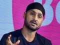हरभजन सिंगला उद्योगपतीने घातला चार कोटीचा गंडा - Marathi News | Harbhajan was robbed of Rs 4 crore by an industrialist | Latest cricket News at Lokmat.com