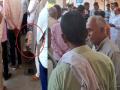 स्वतःला जिवंत सिद्ध करण्यासाठी कोर्टात गेला अन् अधिकऱ्यांसमोरच प्राण सोडले - Marathi News | UP sant kabir nagar news, old man dead on paper appeared to be alive in court died in reality | Latest national News at Lokmat.com