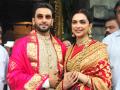 Wedding Anniversary : लग्नाच्या वाढदिवशी तिरूपती बालाजीच्या दर्शनाला पोहोचले दीपवीर, पाहा फोटो - Marathi News | wedding anniversary, Deepika Padukone began her day with a trip to Tirupati with husband Ranveer Singh. | Latest filmy News at Lokmat.com