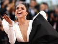 Cannes 2019: पाहताच बाला कलेजा खल्लास झाला...! पाहा, दीपिका पादुकोणचा स्टाईलिश लूक!! - Marathi News | Cannes 2019: Deepika Padukone Served Up a Major Fashion Moment at Cannes | Latest filmy News at Lokmat.com