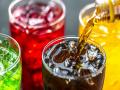 डाएट ड्रिंक्समुळे खरंच वजन कमी होतं का? जाणून घ्या सत्य - Marathi News | Know drinking diet drinks make fat increase or decrease | Latest health News at Lokmat.com
