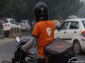 नोएडात दिल्लीसारखी घटना; डिलिव्हरी बॉयला कारने 500 मीटर फरफटत नेले, जागीच मृत्यू... - Marathi News | Delhi-like accident in Noida; Delivery boy dragged by car for 500 meters, dies on the spot | Latest crime News at Lokmat.com