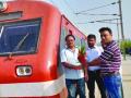 डेमूला प्रवाशांचा भावपूर्ण निरोप - Marathi News | Demu retired from yesterday | Latest vasai-virar News at Lokmat.com